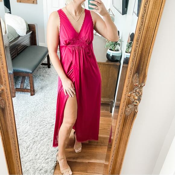 Vanity Fair | Vintage Raspberry Red Night Gown Intimates Maxi Slit Nighty Dress - Picture 1 of 8